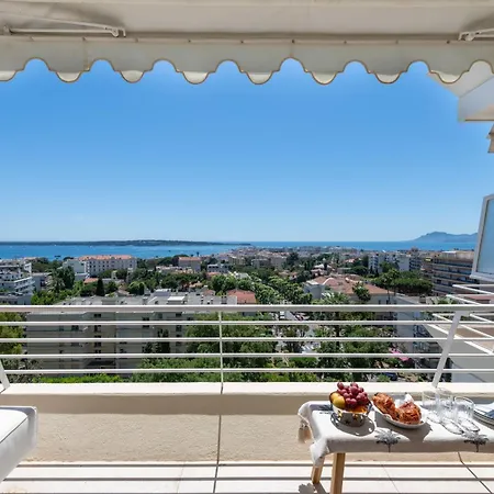 2-br With Sea View Terrace Cannes
