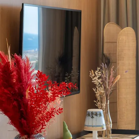 Appartement 2-br With Sea View Terrace