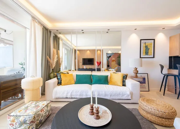 2-br With Sea View Terrace Cannes