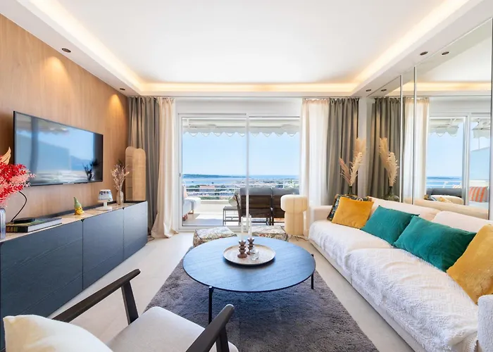 Daire 2-br With Sea View Terrace Cannes