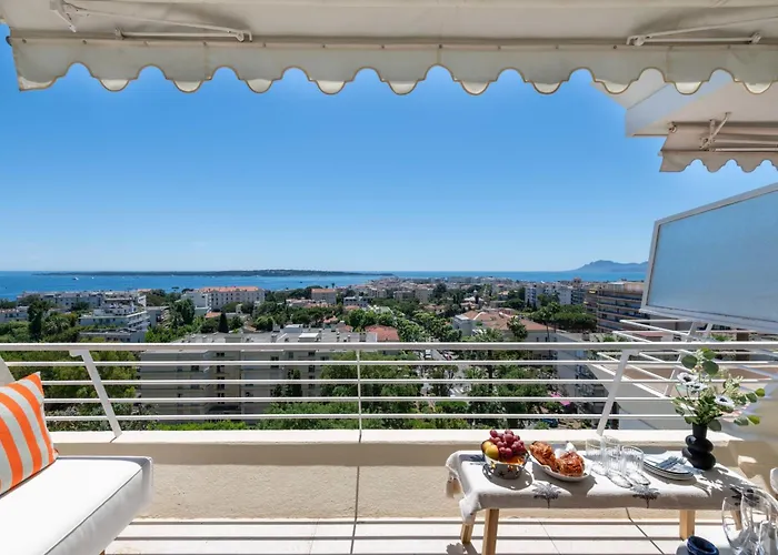 2-br With Sea View Terrace Cannes